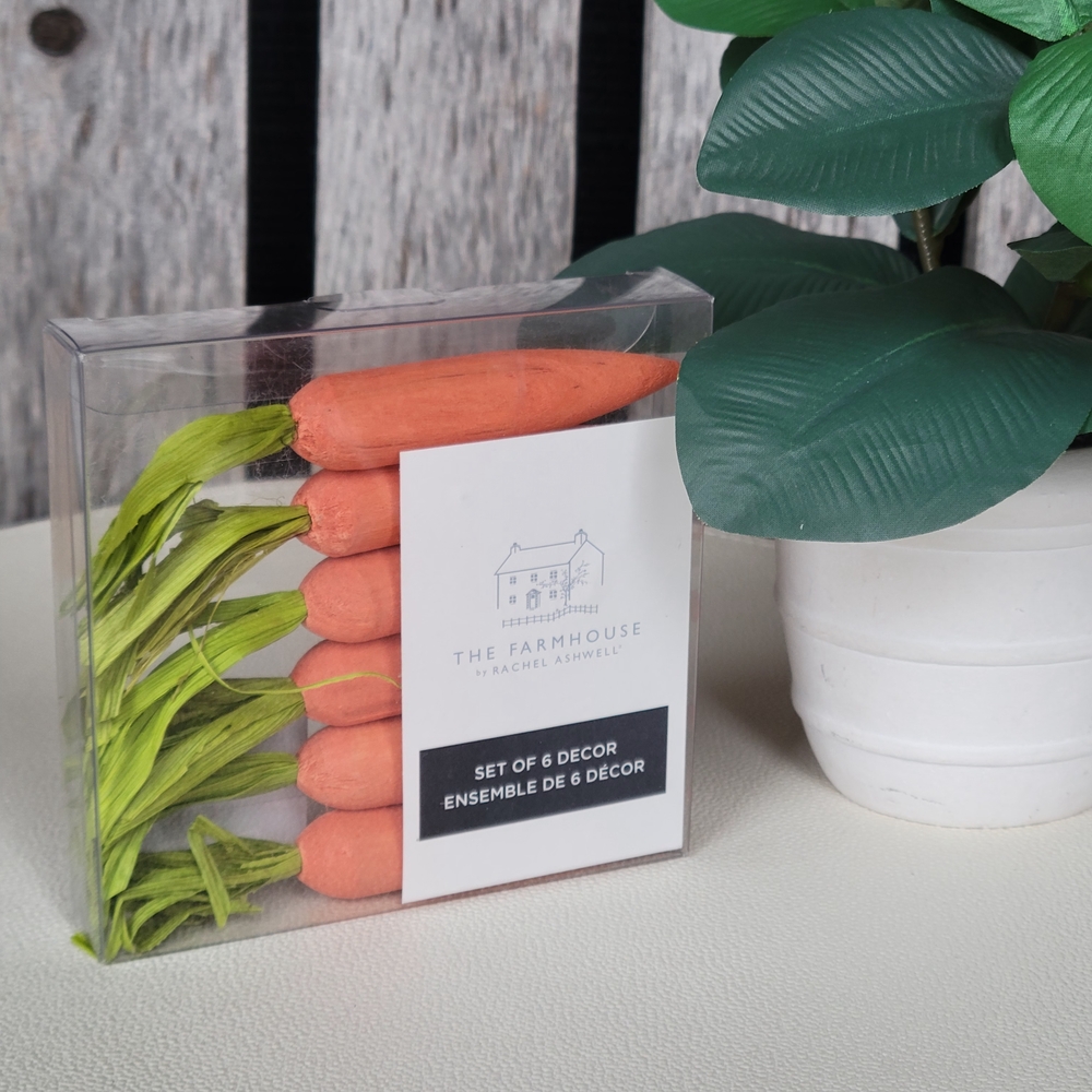 The Farmhouse Wooden Carrot Decor Set of 6 - Picture 3 of 5